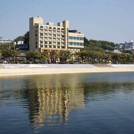 Ryugu Hotel Nishio Esterno foto
